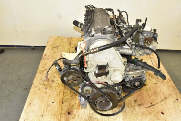 1996-2000 Honda Civic Engine 1.5L JDM D15B Non Vtec 4 Cylinder and 5 Speed Manual Transmission - Image 9