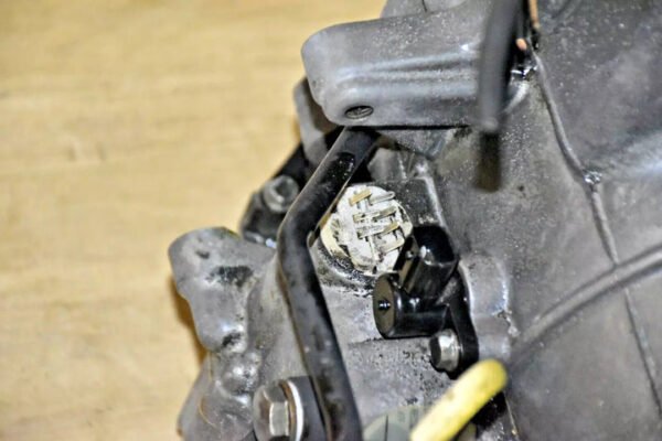 1996-2000 Honda Civic HX 1.5L CVT Automatic Transmission D15B - Image 7